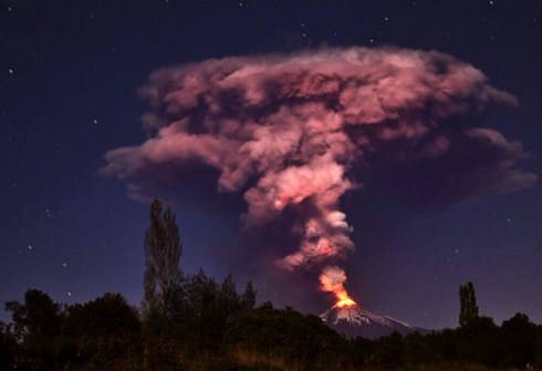 Erupción del Villarrica (Fuente: EFE, Emol.com)